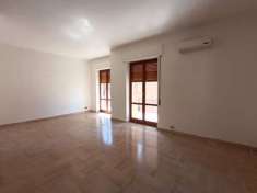 Foto Codice sr2025/126 - pentavani in condominio con posti auto e giardino