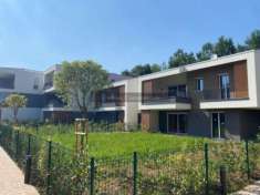 Foto Collebeato nuovo con giardino privato in quadrifamiliare