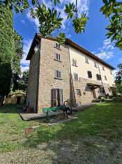 Foto COLONICA di 14 vani e di 470 mq (AREZZO) rif. BU1