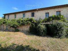Foto Colonica in Vendita, pi di 6 Locali, 3 Camere, 400 mq (CASTIGLI