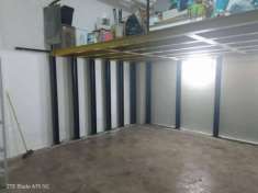 Foto comodo garage vendesi