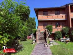 Foto CONA VILLA DI TESTA DI 250 MQ. CON GIARDINO
