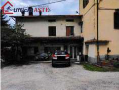 Foto Duplex in Vendita, pi di 6 Locali, 195 mq, Umbertide (Montecast
