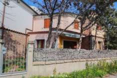 Foto ELEGANTE CASA SU DUE LIVELLI CON GIARDINO PRIVATO