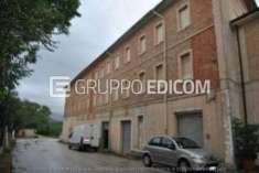Foto Fabbricati costruiti per esigenze commerciali di 2367 mq  in vendita a Savignano Irpino - Rif. 4509068