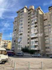 Foto Fabbricati costruiti per esigenze commerciali di 383 mq  in vendita a Palermo - Rif. 4506206