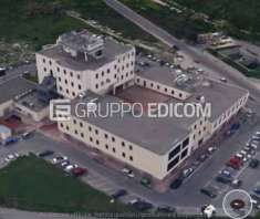 Foto Fabbricati costruiti per esigenze commerciali di 5859 mq  in vendita a Crotone - Rif. 4527214