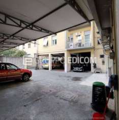Foto Fabbricati costruiti per esigenze commerciali in vendita a Massa - Rif. 4515569