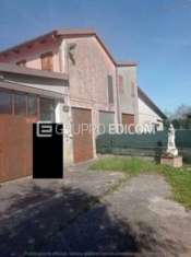 Foto Fabbricati costruiti per esigenze commerciali in vendita a Salzano - Rif. 4501340