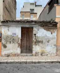 Foto Fabbricati in Via Bari/Vico Magenta Vittoria (RG)