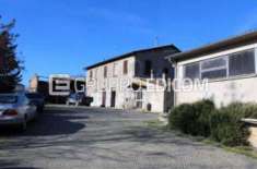 Foto Fabbricati per attivit  agricole in vendita a Meldola - Rif. 4514788