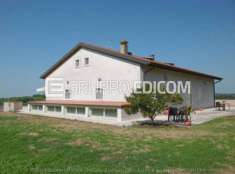 Foto Fabbricati per attivit  agricole in vendita a Sommacampagna - Rif. 4525404