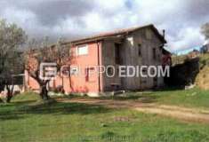 Foto Fabbricato di 376.5 mq  in vendita a Cosenza - Rif. 4542368