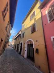Foto Fano centro storico vendesi appartamento