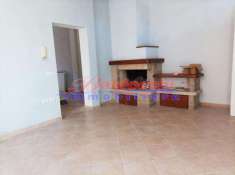 Foto FANO ZONA SEMICENTRALE  - BIFAMILIARE CON GIARDINO E GARAGE