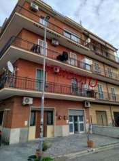 Foto Fidene Immobile di mq 40 con corte privata