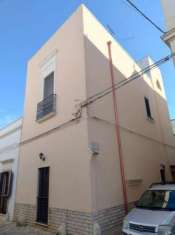Foto FinImmobil  VENDE, in Campi Sal.(LE) Via A. Di Savoia 82 casa autonoma