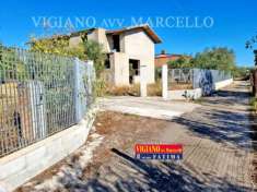 Foto FOGGIA - VENDESI - SALICE VECCHIO - FABBRICATO SU 2 LIVELLI DI MQ.240 + TERRENO