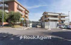 Foto Garage - Posto auto in vendita a Roma