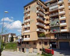 Foto Garage / Posto auto in Vendita, 1 Locale, 93 mq (AVELLINO SEMICE