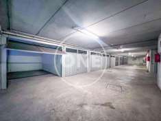 Foto Garage in vendita a Roma