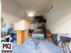 Foto Garage/Posto auto di 10mq a Mondragone