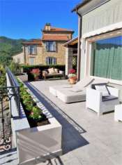 Foto Garlenda ampia elegante villa con giardino garage + seminterrato