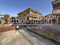 Foto GAVIRATE Voltorre casa con 4 appartamenti