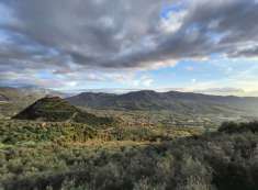 Foto Giffoni V.P. Terreno di 2 ettari con Casa indipendente