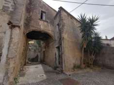 Foto GIFFONI VALLE PIANA frazione Ornito, Fabbricato Rurale allo stato rudimentale