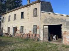 Foto Gonzaga vendesi rustico 13 vani 300 Mq