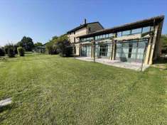 Foto Hotel in Vendita, 1 Locale, 2560 mq, San Pietro in Cariano