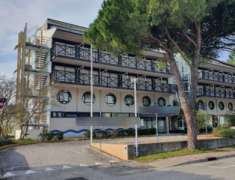 Foto Hotel in Vendita, 1 Locale, 4475,25 mq, Lignano Sabbiadoro