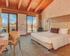 Foto Hotel in Vendita a Bardolino Bardolino