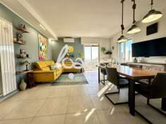 Foto ID 374 bellissimo appartamento attico di ampia metratura. Vista mare e panoramica!