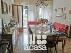Foto IMMOBILE COMMERCIALIE CON APPARTAMENTO