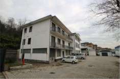 Foto Immobile di 1000 m con pi di 5 locali in vendita a Costa Masnaga