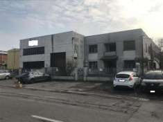 Foto Immobile di 1000 m con pi di 5 locali in vendita a Granarolo dell'Emilia