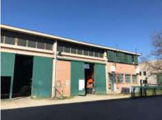 Foto Immobile di 323 m con 2 locali in vendita a Calderara di Reno