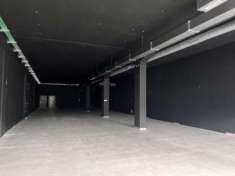 Foto Immobile di 400 m con 1 locale in vendita a Brescia