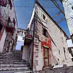 Foto Immobile in asta di 102 m in vendita a Semproniano