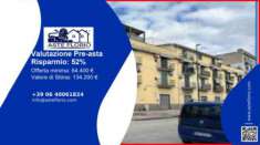 Foto Immobile in asta di 103 m in vendita a Napoli