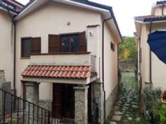 Foto Immobile in asta di 104 m in vendita a Lucoli