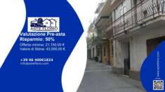 Foto Immobile in asta di 105 m con pi di 5 locali in vendita a Torano Castello