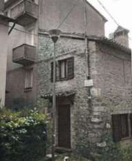 Foto Immobile in asta di 107 m con pi di 5 locali e box auto in vendita a Collazzone