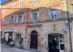 Foto Immobile in asta di 109 m con 3 locali in vendita a Santa Vittoria in Matenano