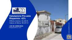 Foto Immobile in asta di 109 m con pi di 5 locali in vendita a Castel Volturno