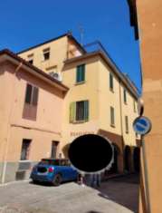 Foto Immobile in asta di 110 m con 3 locali e box auto in vendita a Castel San Pietro Terme