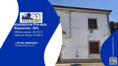 Foto Immobile in asta di 111 m in vendita a Dosolo