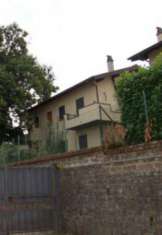 Foto Immobile in asta di 1120 m con 3 locali in vendita a Bassano Romano